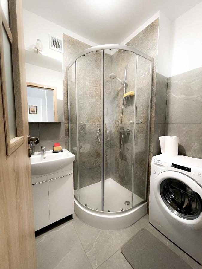 Apartamentyprzymorzu Marytka W Centrum Blisko Morza Kolobrzeg Bagian luar foto
